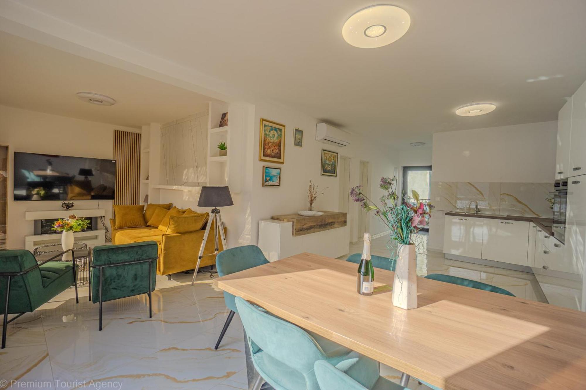 Ivica Super Comfortable, Newly Furnished Apartment In A Top Location Metajna Exterior foto